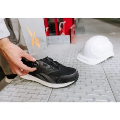 Baskets de sécurité avec laçage BOA FE4 ADVENTURE SAFETY S1PS SR HRO ESD - noir Reebok