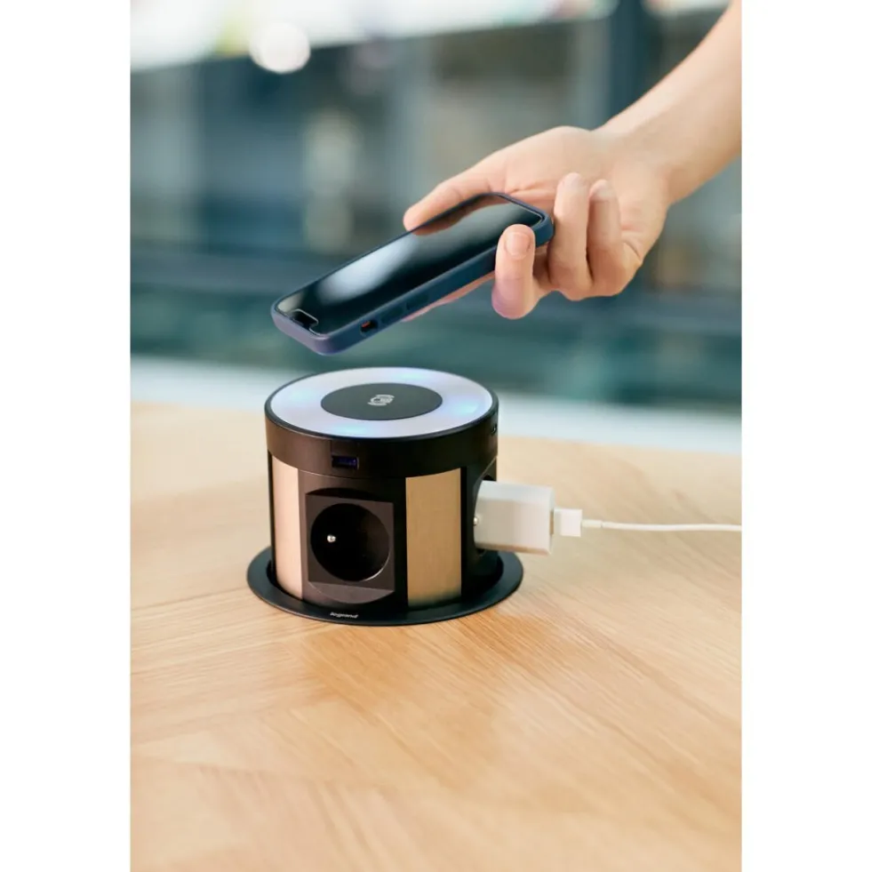 Bloc prises escamotable avec chargeur à induction - INCARA™ Tower LEGRAND