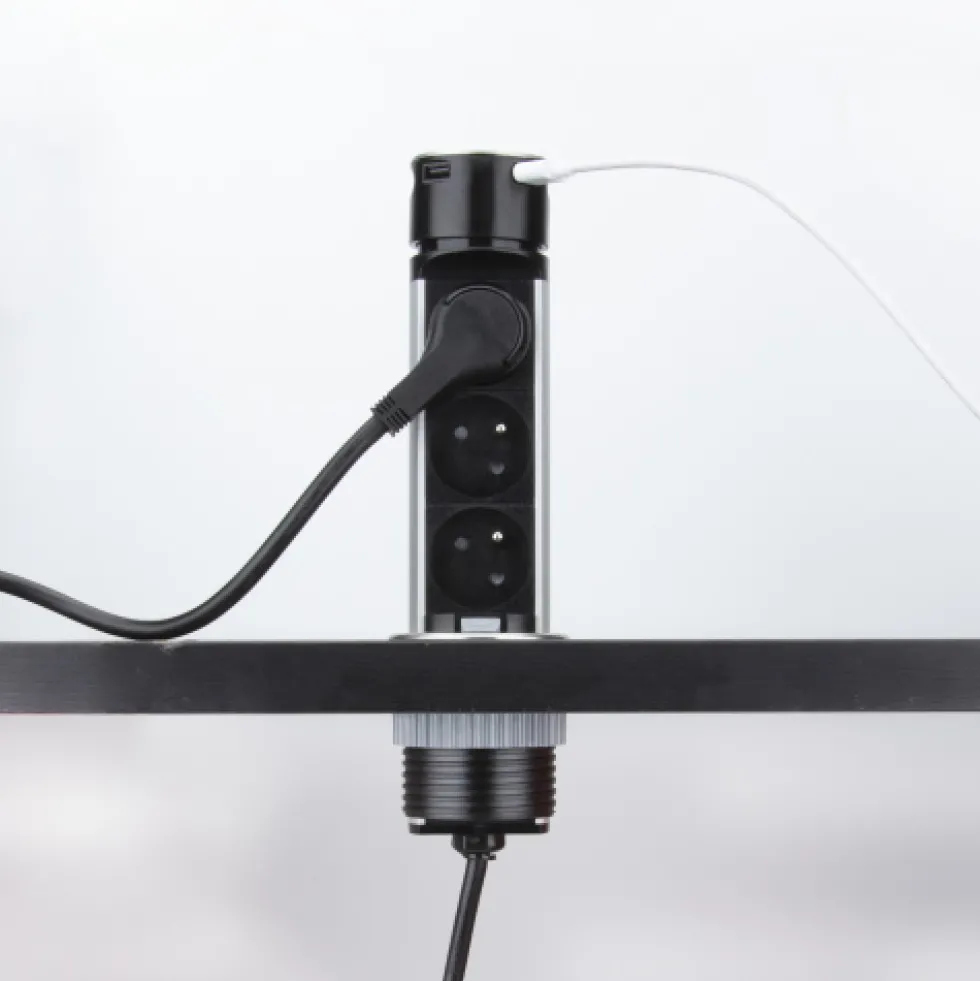 Bloc 3 prises escamotable - 2P+T + 2 ports USB GTV