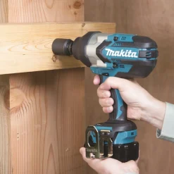 Boulonneuse à chocs 18 V Li-Ion - 1200Nm - DTW1002RTJ - Coffret MakPac MAKITA