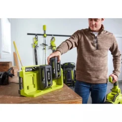 Chargeur MaxPower™ 36V 3 ports - 4,0 A - RY36C3PA RYOBI
