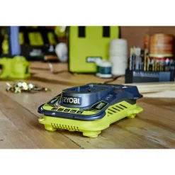 Chargeur ultra rapide 5,0 A Lithium-Ion 18V ONE+ RYOBI