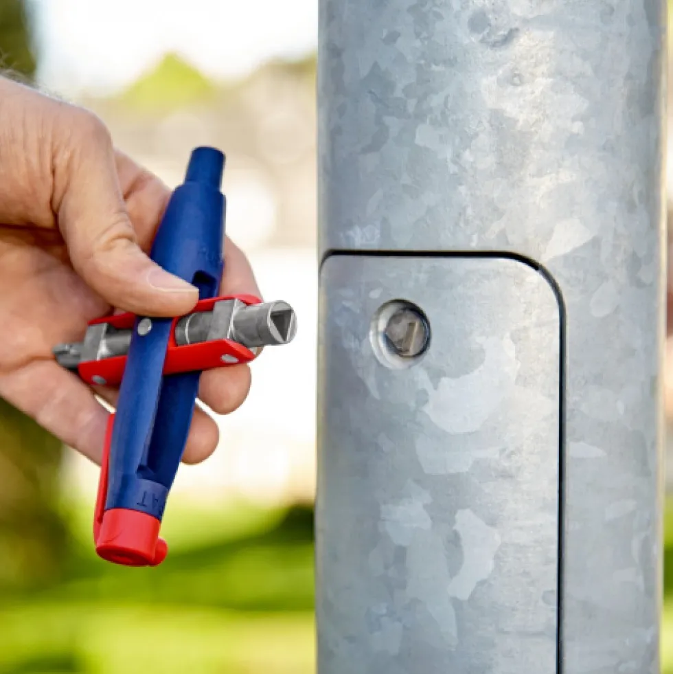 Clé pour armoires de commande - format stylo KNIPEX