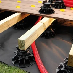 Feutre géotextile - pour terrasse bois - largeur 2 m - 10 m - Geodeck NIVO & Cobra