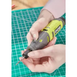 Mini outil multifonctions 4V USB Lithium (1x2.0Ah) + 15 accessoires - RRT4-120GA15 RYOBI