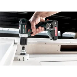 Perceuse visseuse sans fil 18V 2 x 2 Ah Li-Power - BS 18 L BL METABO