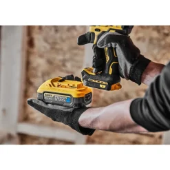 Perceuse visseuse XR 18V - POWERSTACK - DCD800H2T-QW DEWALT