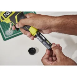Pistolet à colle 4V USB Lithium™ - bâton diamètre 11mm - Solo - RGLU4-0 RYOBI