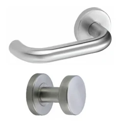 Poignées de porte palière coudées sur rosaces rondes Linox inox brossé VACHETTE