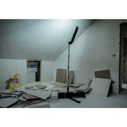 Projecteur de chantier LED rechargeable Multi Battery à mât téléscopique BRENNENSTUHL