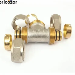 Raccord Té égal à compression pour tube multicouche - diamètre 26 mm BOUTTÉ