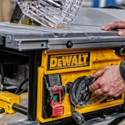Scie à table 2000W - 250mm - DWE7492 DEWALT